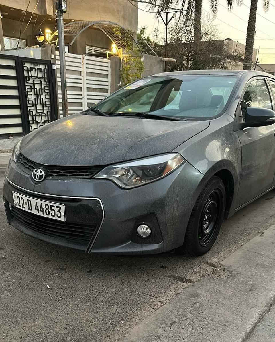 السلام عليكم 
كورلا ٢٠١٦ وارد كندي بيها جاملغ امامي صفحه السائق مبدل ومصبوغ نفس اللون وبدون ايرباك 
السايره مواصفات S تجي بيها فتحه وشاشه ولايت زنون السياره مال بيت ممشتغله تكسي ماشيه ١٢٥ موجوده في حي العامل 
رقم صاحب السياره 
*********** باقر بغداد, العراق
