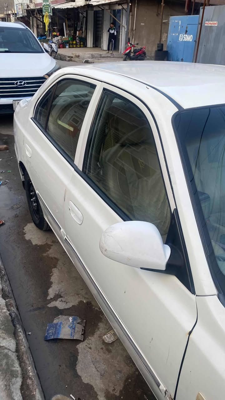 ڤيرنا 2014
ماشية 120 الف 
مبدل باب فقط 
السعر ٧٠ 
واتساب ***********
