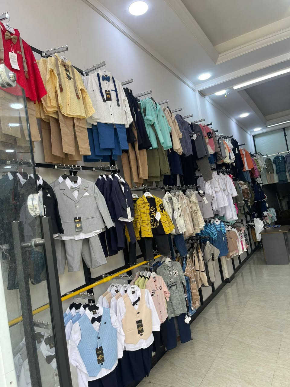 🔥 تصفية محل ملابس أطفال 🔥
لظروف خاصة، يتوفر بيع بضاعة محل ملابس أطفال كاملة
📍 الموقع: الفلوجة – كماليات مجاور مكسي مول 

✅ بضاعة مرتبة وجاهزة للبيع
✅ موديلات أطفال (صيفي + شتوي)
✅ شغل نظيف ومختار بعناية

📦 البيع يكون كامل (جملة وحدة)

❌ المحل غير مشمول (إيجار فقط)

💰 السعر علئ الخاص

للاستفسار مراسله او اتصال 
***********
