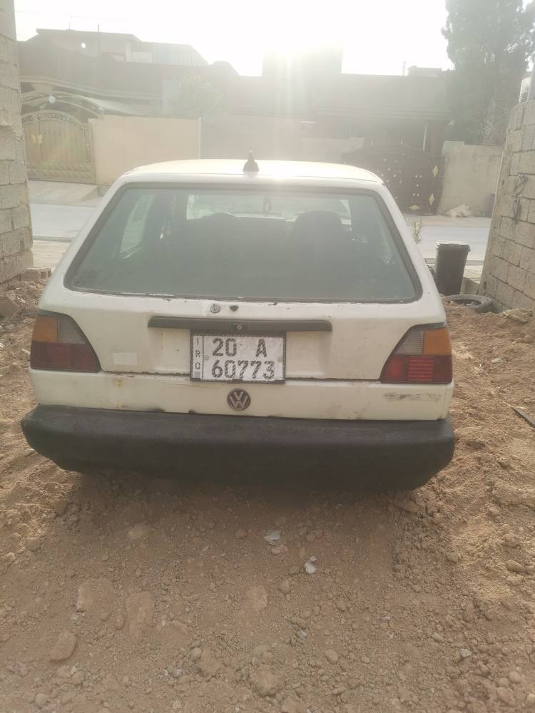 سلام عليكم سيارة كولف عضم موديل 1991 گير عادي 5 نمر رقم ديالة مشروع وطني رقم انكليزي لحد 28 شرط تحويل و كالة سيارة محرك كير بشرط كهربايات كلشي شغال تدفئة شغال قفل مركزي مابي عيب سيارة جاهزة مكاني كركوك شراي يتصل *********** كركوك, العراق
