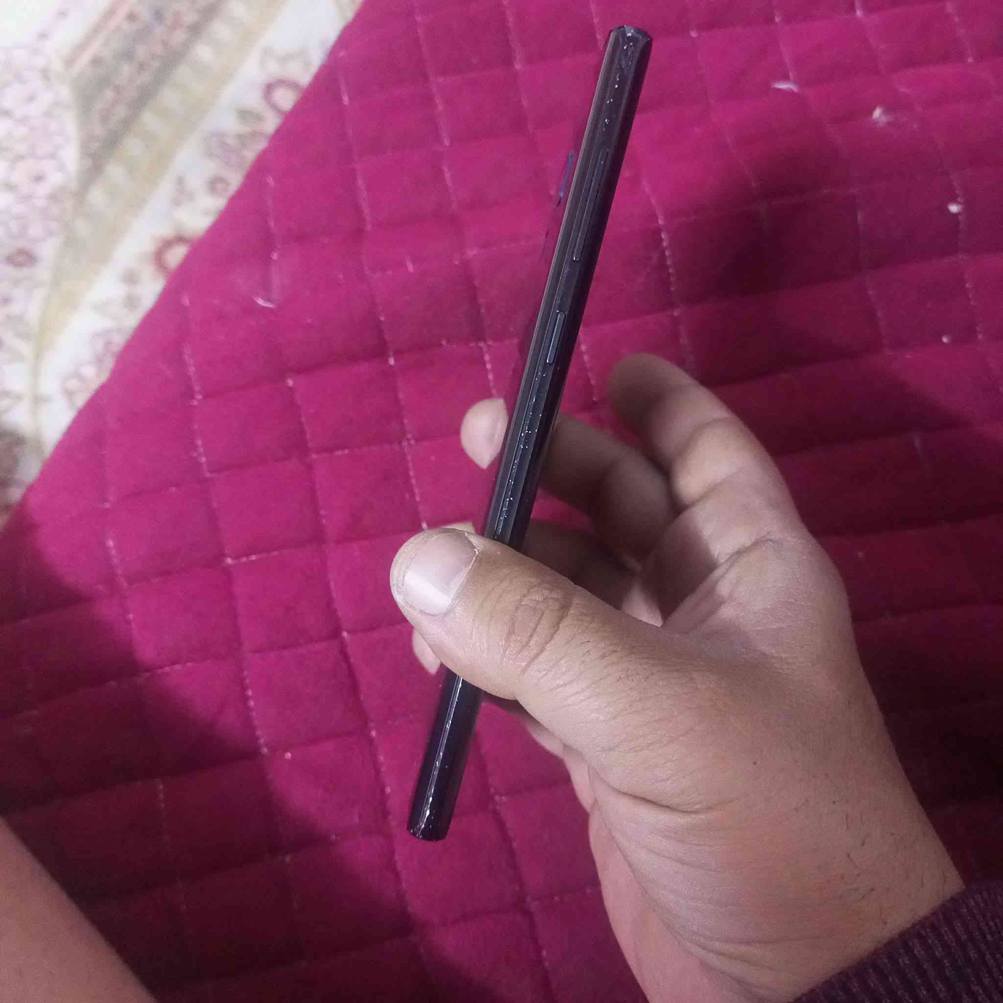 السلام عليكم ورحمة الله نوت ٩ شرق اوسط للبيع نقص قلم وبي فطور بسيطه والكامرة الاماميه بيهه تراب مغوشه السعر 100 قفل مكاني بغداد الكرخ....


**إذا كنت صاحب هذا الإعلان وتريد حذفه لأي سبب، رجاءا أرسل رسالة إلى الدعم الفني**