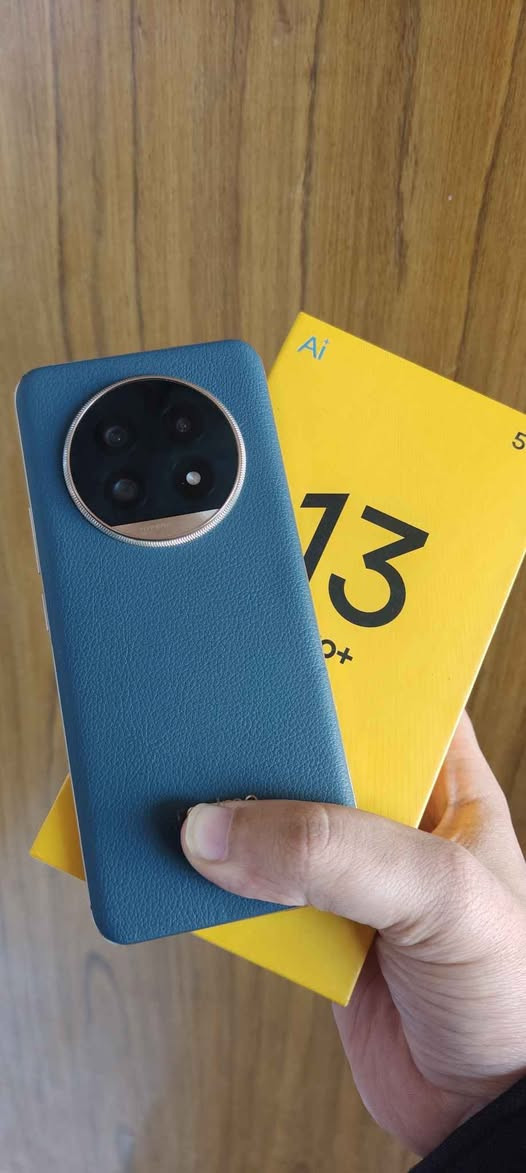 جهاز ريلمي 13 برو بلاص فايف جي الحجم الكبير ذاكرة 512 الرام 24 جهاز جديد ونظيف مال  بيت وياه كارتون وحافظة يشغل 90 فريم بالبوبجي يدعم الشحن السريع بصمتين أصبع مدمجة بالشاشة ووجه بطارية قوية بالشحن مواصفاته قوية ومعروفة يدعم تسجيل المكالمات للبيع او المراوس بهونر إكس 9 سي فقط للبيع السعر 285 الشراي يتفضل خاص مارد على التعاليق Singapore


**إذا كنت صاحب هذا الإعلان وتريد حذفه لأي سبب، رجاءا أرسل رسالة إلى الدعم الفني**