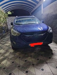 للبيع توسان موديل 2011 امريكيه حادثه الجاملغ الامامي جهت السايق مبدل ف...