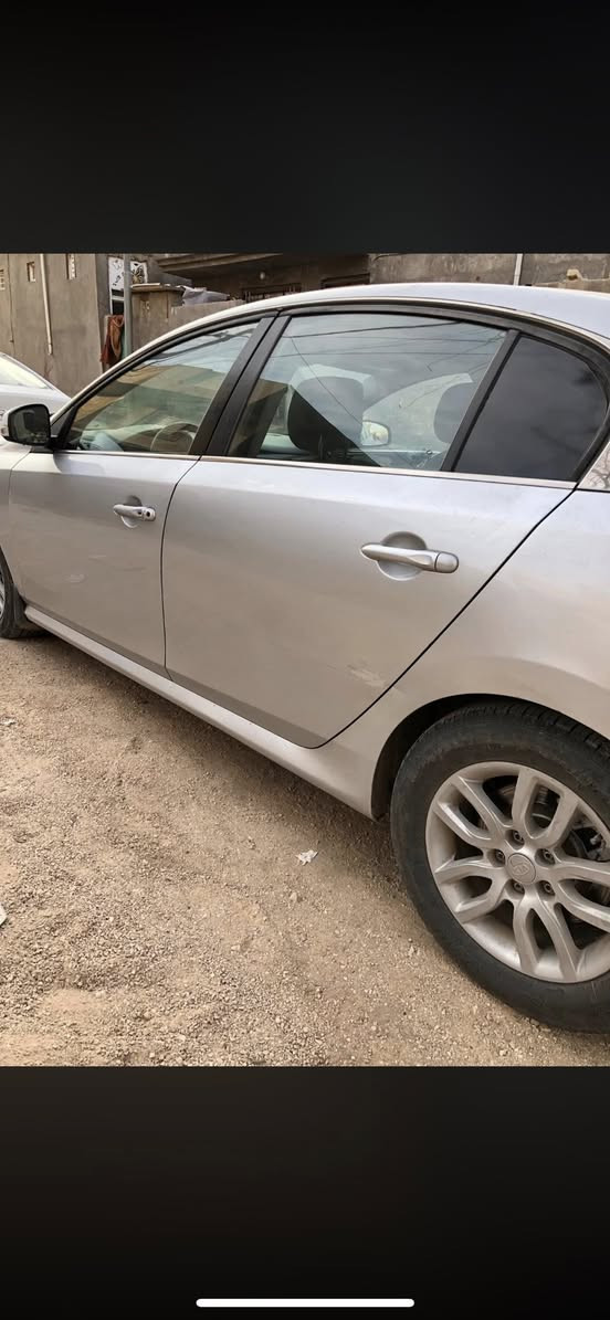 السلام عليكم للبيع رينو سافران موديل ٢٠١٢ سيارة مكفولة كير و محرك كهربائيات تبريد كله مكفول. كربلاء طويريج. السعر ٨٩ وبيها مجال. 
***********
