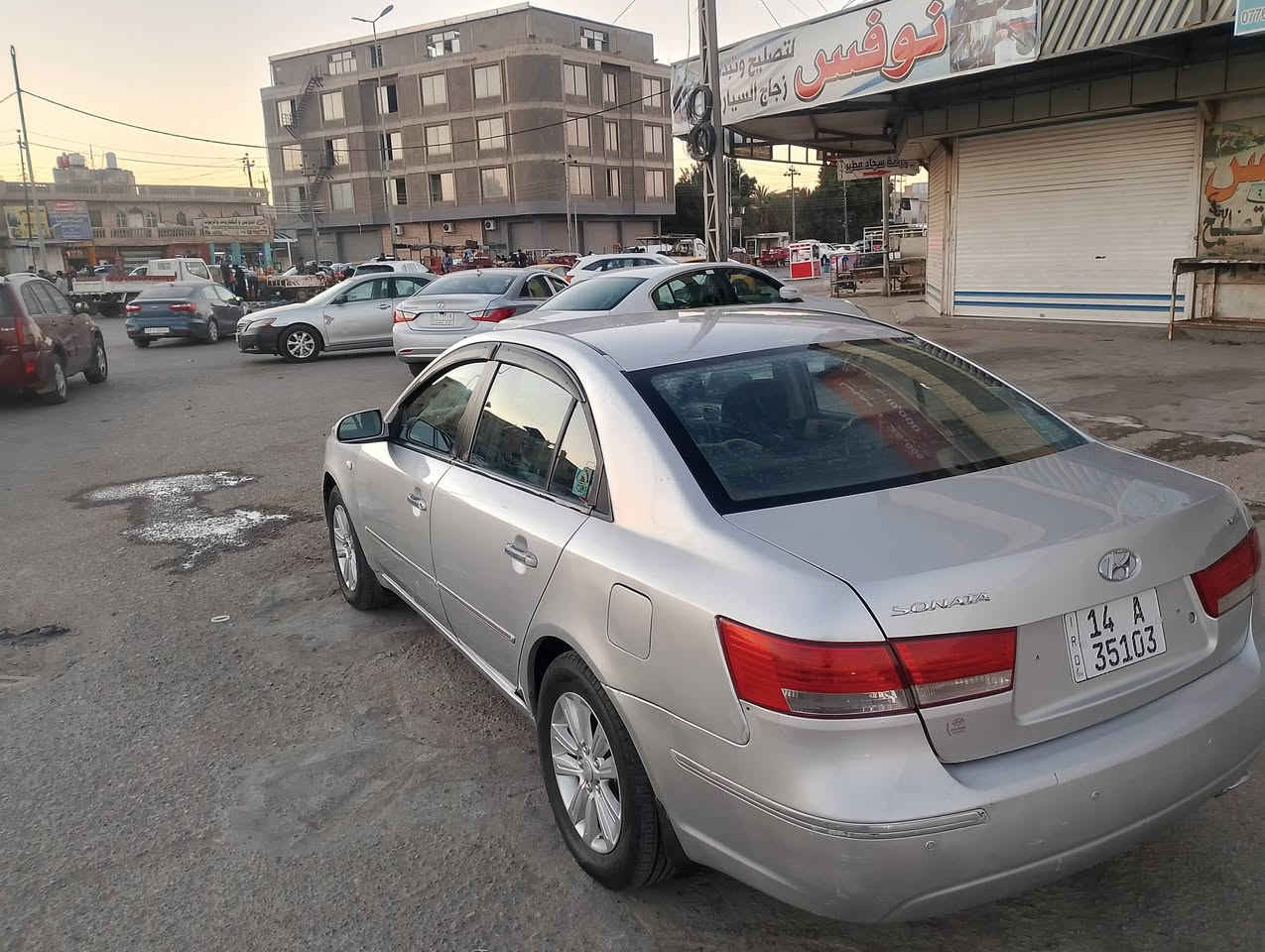 السلام عليكم سوناتا للبيع رقم بصره موديل 2008 وارد كوري سياره مكفوله من الكص والضربه القويه والعيب شرعي جاهزه ما جناي تخم تاير تبريد حداده كير ومكينه جدد سنويه 31 تحويل ثاني يوم السعر 90 مكان السياره قضاء القرنه الستفسار علئ هاذ الرقم ***********
