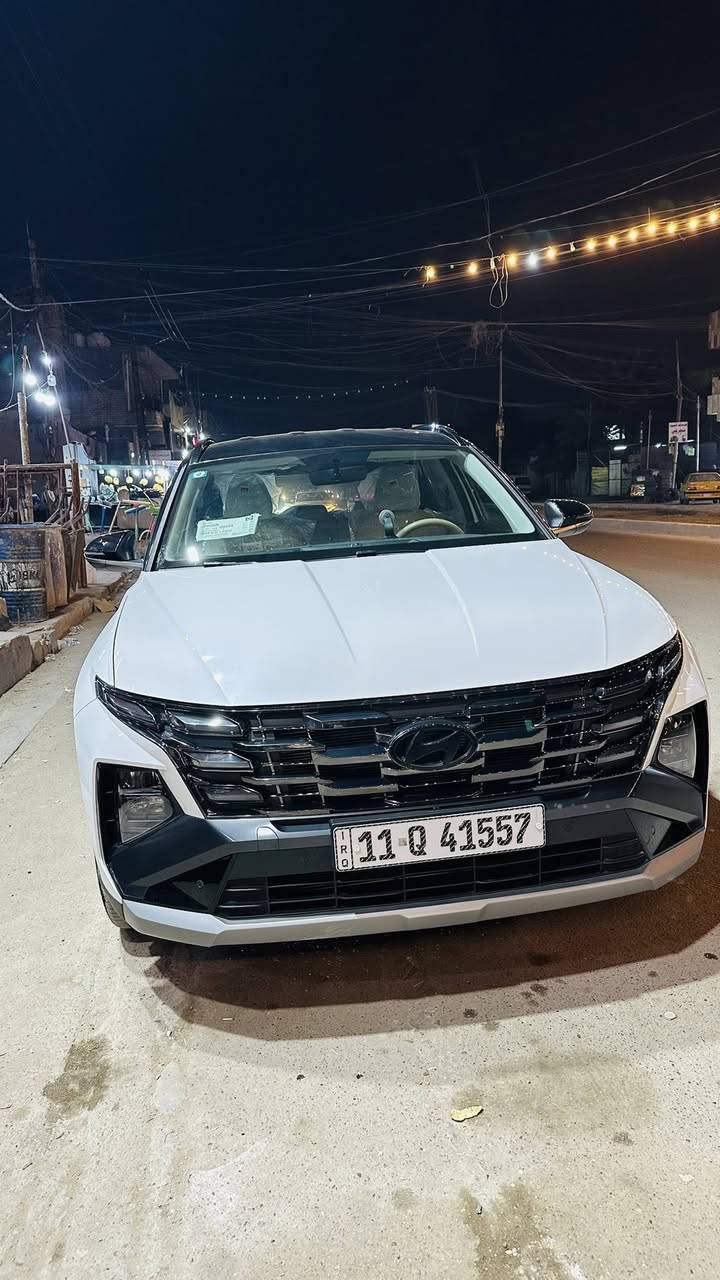 سلام عليكم توكسان موديل 2025 ماشيه 47  وارد خليجي مابيه اي ضربه سياره كدامكم مكان سياره بغداد تواصل هـ***********
