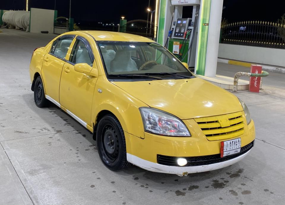 شيري اي 5 موديل 2011 رقم بغداد مشروع وطني شرط تحويل وكاله دفتر بانزين بيها كير ومحرك كامري اوتماتيك سياره بدون ضربه سياره جاهزه تخم تاير تبريد كير محرك صدر تخم تاير كهربائيات كله شرط السياره جاهزه مابيها اي نقص السعر 38 وبيها مجال بسيط العنوان كركوك رقم الهاتف ***********
