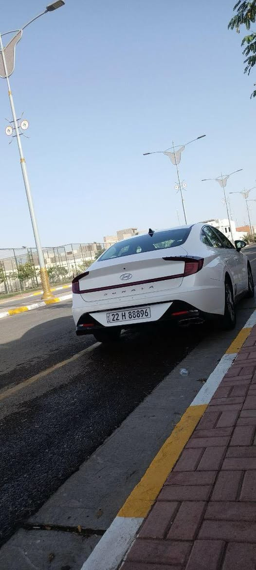 السلام عليكم 
سوناتا لون ابيض 
موديل 2021
وارد امريكي
محرك 2500 تنفس طبيعي  
صور حادث بل صور موضحه 
مكان السياره الرمادي 
السعر 167 ورقه وبي مجال بسيط 

 0780 959 0830
