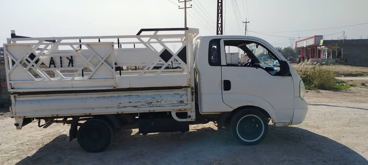 السلام عليكم كيا حمل 2012 رقم ديالى السيارة مكفولة من كير اكسل محرك وشاصي ورقم شاصي واضح مكفوله من صبغ السيارة مكفولة كفالة عامة من صبغ  السعر 95 وبيها مجال الاستفسار عن هذا الرقم ***********
