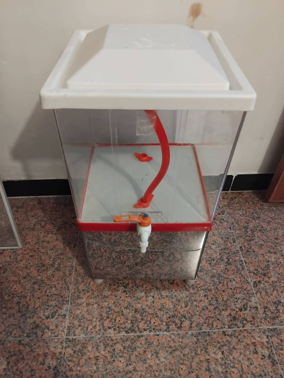 سلام عليكم من رخصة الادمن المحترام عندي مكينة عصائر للبيع السعر 70 وبيهة مجال بغداد الكرخ هاتف ***********
