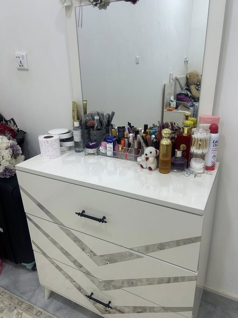 غرفه للبيع نظيفه كلشش
غرفتي وحدي يعني كلش محافظه عليهه
دابيعهه لان حسافر 
صارلها سنتين يمي
المكان بالبياع 
السعر 400 وبي مجال بسيط


**إذا كنت صاحب هذا الإعلان وتريد حذفه لأي سبب، رجاءا أرسل رسالة إلى الدعم الفني**