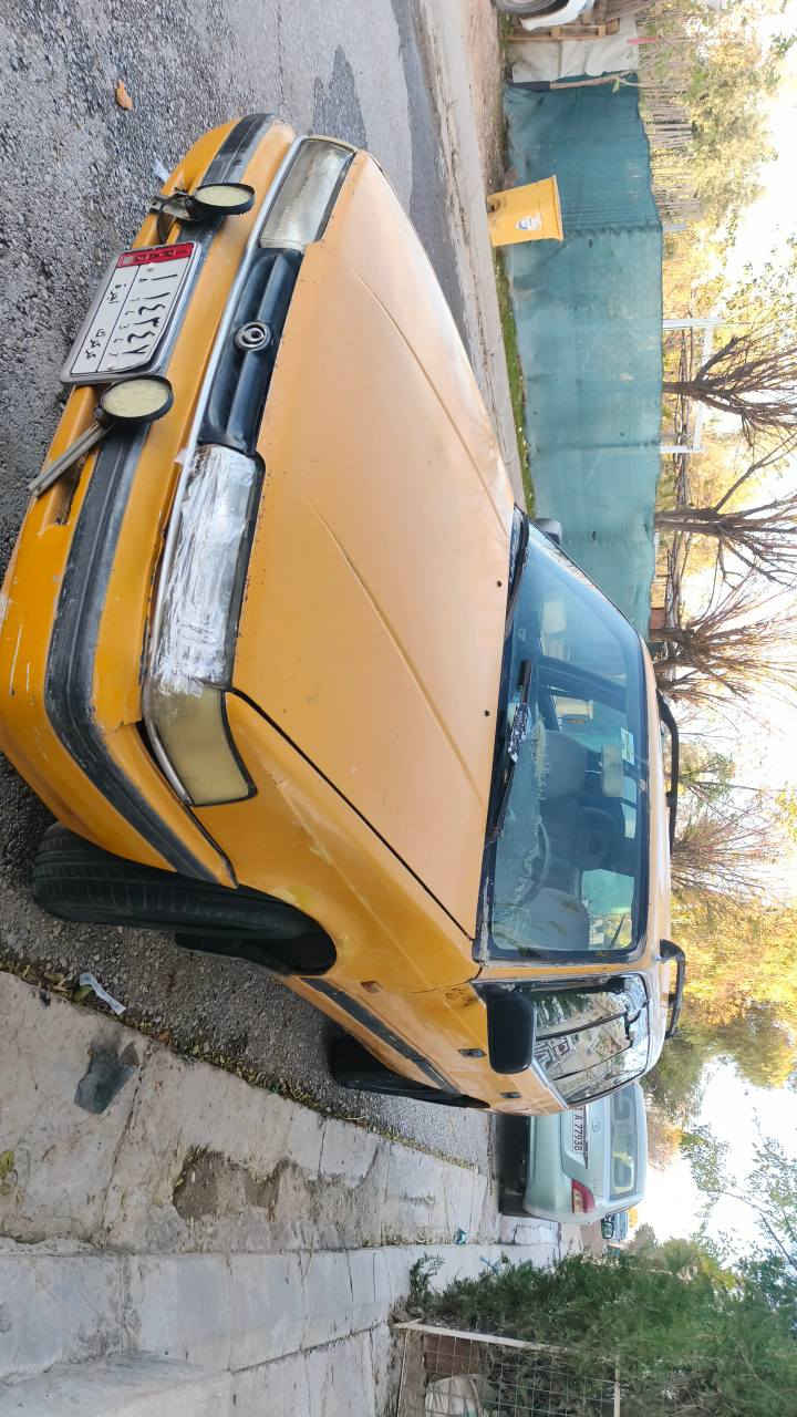 ***********
مازدا موديل 94
سنه وي پلاستيك به شرتي حاسيبه و ئه وليات  
گيرومكينه ي به شرت  
كامل كارباي به شرت 
8تو كابريته يه سعري 16 گلا 
شوين چمچه مال 
زم ***********
وكاله شي له جمجماله گورينه وه ناكه م… . شمشمل, السليمانية
