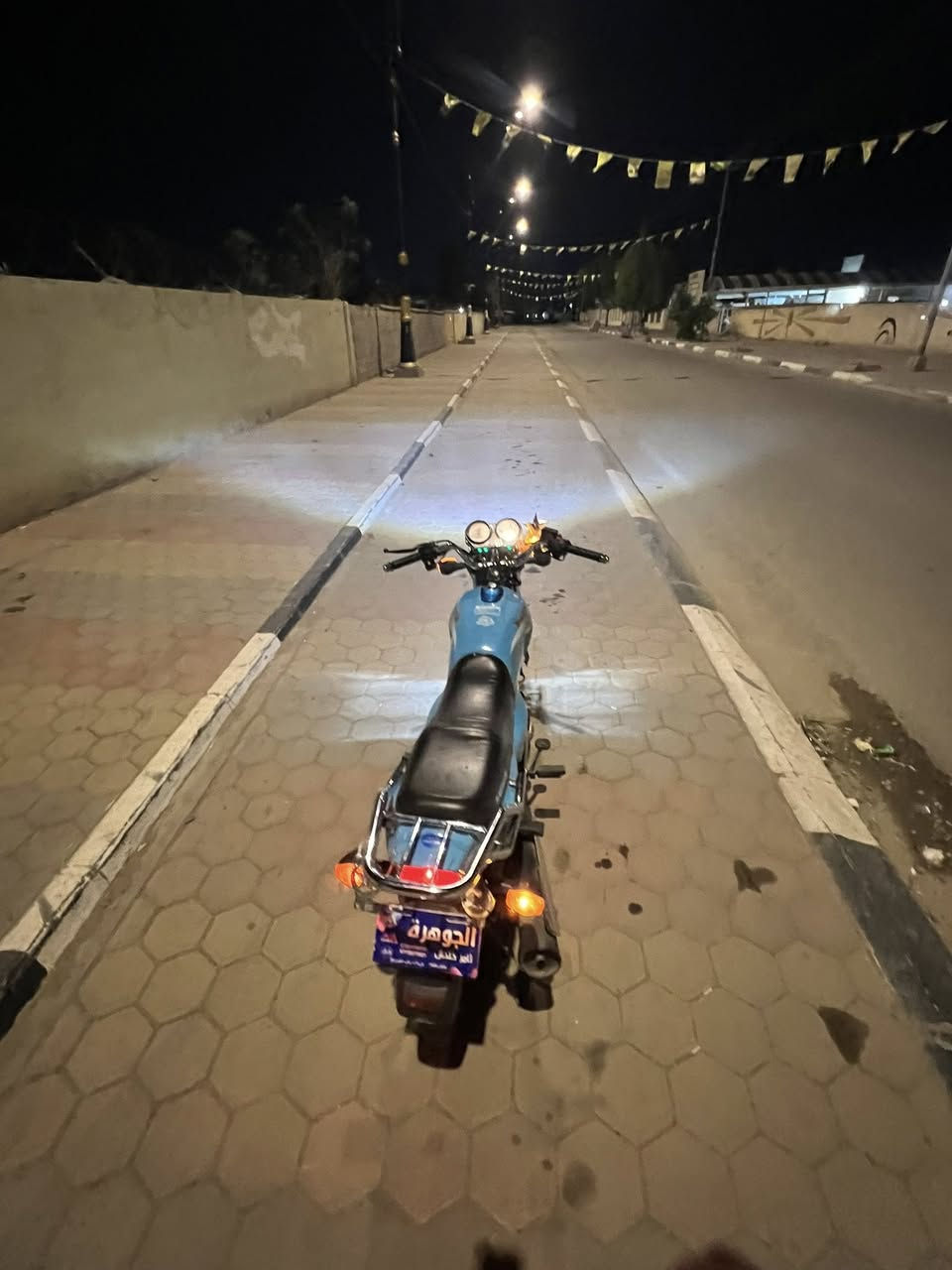 السلام عليكم شباب دايون  عضم 23 محرك مامفترح شرط تشغل وتروح انضف من الصوره بعد   مكان كربلاء الحسينيه الرقم ***********
