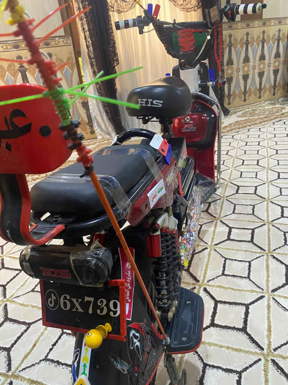 السلام عليكم للبيع دراجه شحن حجم 20فول نضافه بس بطاريات هابطات السعر 300وبي مجال اتصل واتساب ***********📞العنوان كركوك حي الواسطي ❤
