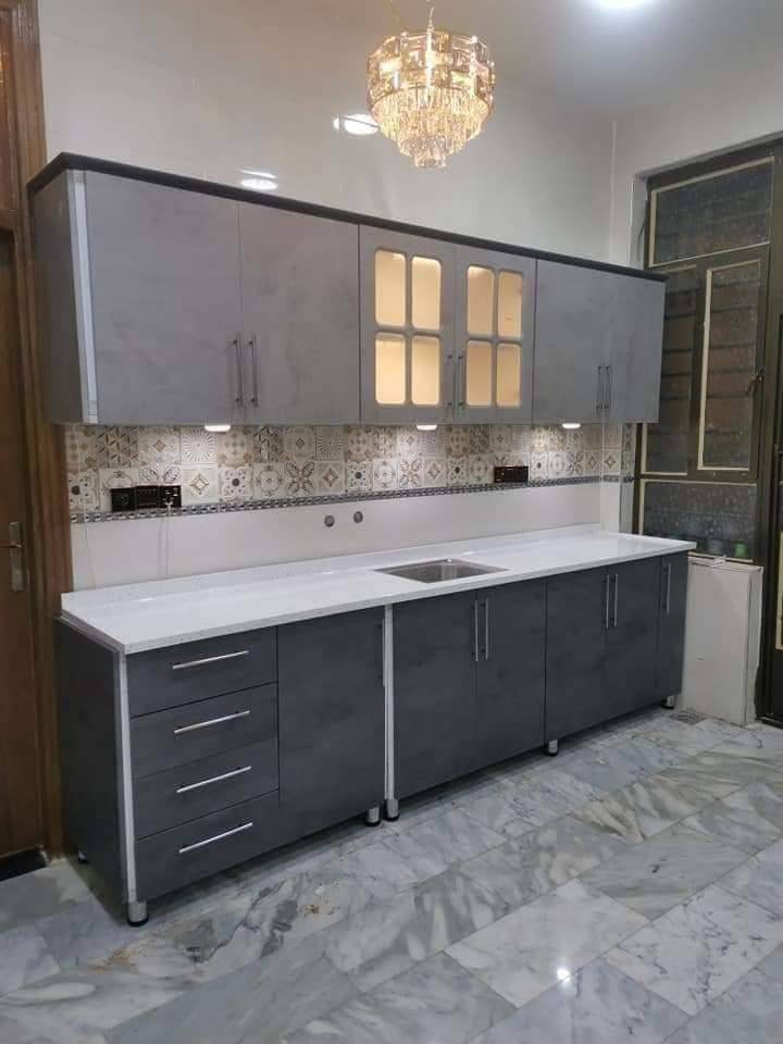 عروض  تبديل القديم بجديد مع فرق
من معمل اللجين المنيوم  😍 اسعار مناسبه جدا 
تفاصيل العمل (مقطع المنيوم ثقيل وحسب طلبكم  ابليت الارضيه والضهر ثقيل الرفوف مقطع وبنل  اسفل كل جسر المنيوم للمتانه وتنضرب سيليكون) تحشيه خشب من داخل مقطع القوه 
وتغليف الابواب حسب طلب الزبون
السعر يشمل التاج😍 والاناره 😍
العنوان ناصريه الاسكان الصناعي بدايه نزله الثانية مقابل العمارات 
اي استفسار راسلنا📱 وتساب وتدللون 
أو أتصل بنا على الرقم التالي☎️***********لاتنسى متابعة الصفحة
