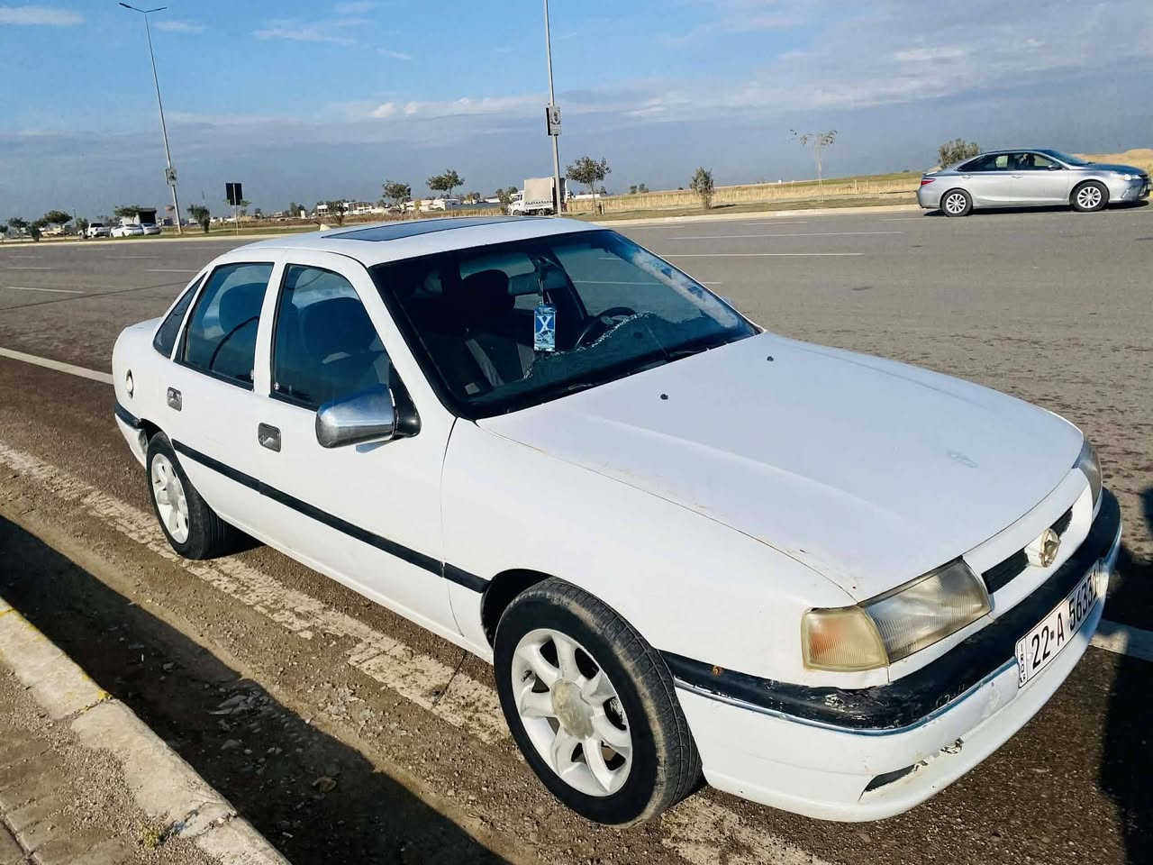 اؤبل فكتره ٩٣ سياره جاهزه على خير حبايه كير محرك بل شرط رقم
أربيل الجديد بسمنه دفتر بانزين بيه
تخم تاير سياره حلوه بالعافيه على ياخذه
السعر ٤٠ وبيه مجال ***********
