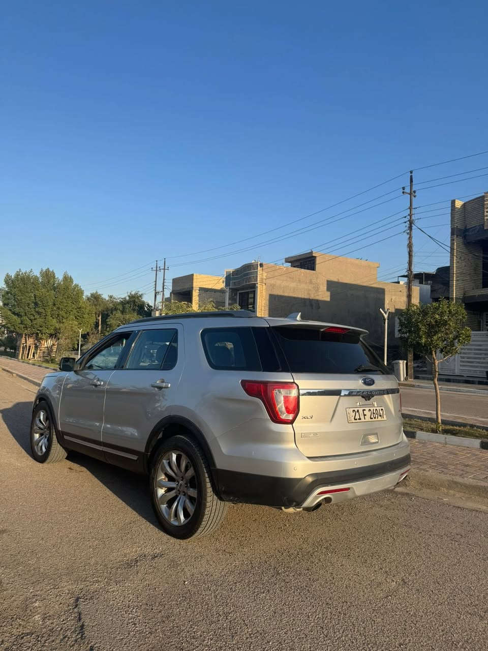 اكسبلور XLT موديل ١٧ مكينه ٣٥٠٠ سته سلندر
٧ راكب فور ويل 

شادلها ويل ١٨ كروم مال اوباما 

بصمه 

تشغيل عن بعد

شاشه جبيره 

بصمه ابواب 

شاشه اعطال دجتال 

جنطه كهرباء

كشنات كهرباء 

تحكم ستيرن كامل مثبت سرعه

شفتات ستيرن 

تدفئه ستيرن

تدفئه كشنات 

كشنات جلد

خمس انظمه قياده

صدر قبل ٣ اشهر شديته كله اصلي جديد

جام اوتو 

تبريد مركزي ٣ قطع 

رادار بالمري 

حساس امامي خلفي 

حادث جاملغ وبنيد  

مكان سياره بغداد رقم سليمانيه سنويه وهزه جديده بسمي 

السعر ١٥٠ مجال بسيط متوازي ع بيع 

تواصل واتساب ***********
