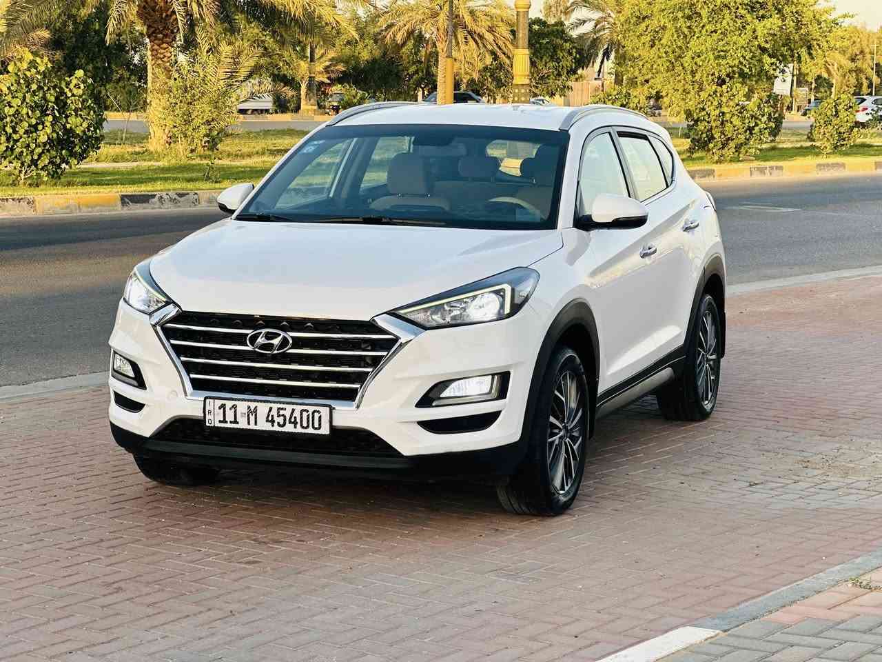 السلام عليكم توسان مديل 2019 كاصد خليجي كفاله رقم بغداد اب اسمي 
بيه تكحيل بل بنيد  زغير كلش اصبعين 
فول موصفات 
بصمه 
حساست 360  اماي وخلفي 
مري شفط 
اشاير بل مري 
شاشة. اعطال 
تحكمات 
وهواي موصفات 
كير مكينه حدايه تبريد كفالع ع وضع شركه
مكينه 2000 دوش 
السعر 178
العنوان كربلاء 
رقم الهاتف ***********
