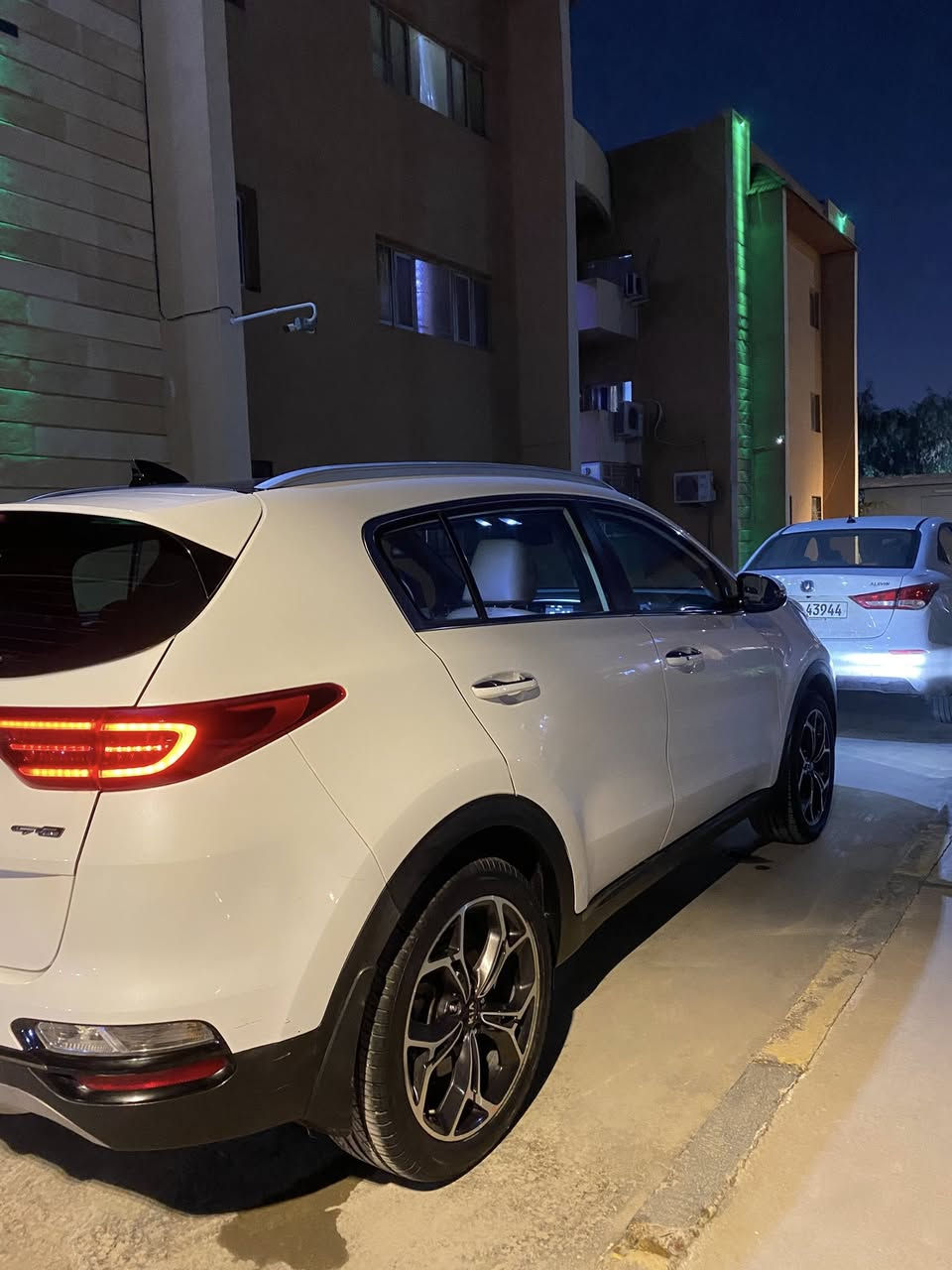 السلام عليكم كيا سبورتج 2019 gt line فول للاخير عابره مرحلة الفول معروفه مواصفاتها هندبريك بصمة بانوراما يدات ترحيب بصمتين بصمة بوب جنطه كهرباء اوتو هولد درايف مود اوامر صوتيه شاشه جبيره كشن السكن والسايق كهرباء فوللل للاخير بعد بيها مواصفات بيها بارد بالجاملغ الخلف السايق والباقي كفاله ويل عنكبوت ماشيه ٥٠ الف بك لايت نجمه مكاني بغداد العامريه السعر ٢١١$ للاستفسار ***********
