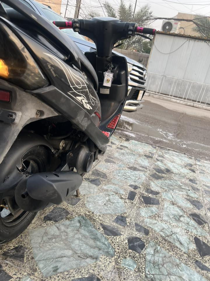 السلام عليكم 
Max Adla

للبيع او مراوس حسب القناعه دراجه حلوه ونامه ممفتوحه مكفوله من كولشي فقط كابريتر تجاري دراجه  بكل وقت نكره 

مكاني بغداد البياع  الشرطه الرابعه 

رقم ***********  
واتساب موجود
