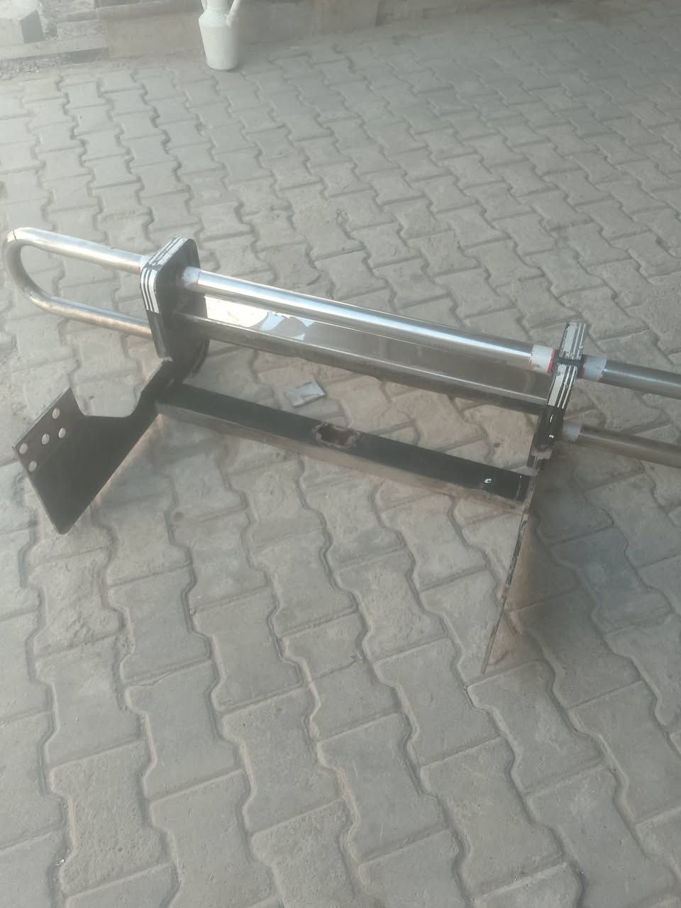 درع للبيع ب100، ***********
