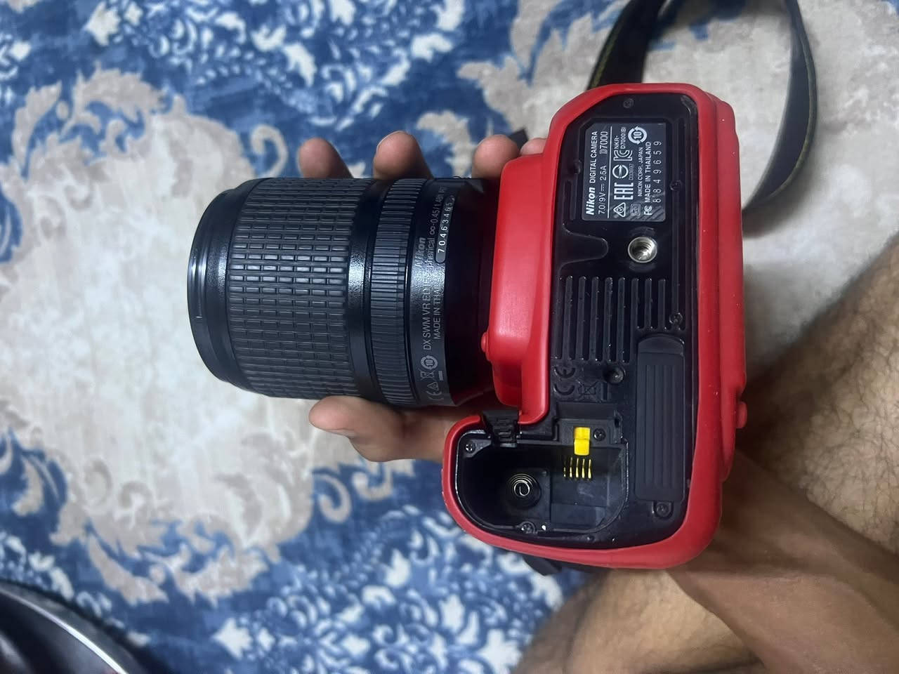 السلام عليكم كامره نيكون 7000 مع العدسه كامره نضيفه لا يوجد توصيل + السعر 550 و بيها مجال


**إذا كنت صاحب هذا الإعلان وتريد حذفه لأي سبب، رجاءا أرسل رسالة إلى الدعم الفني**