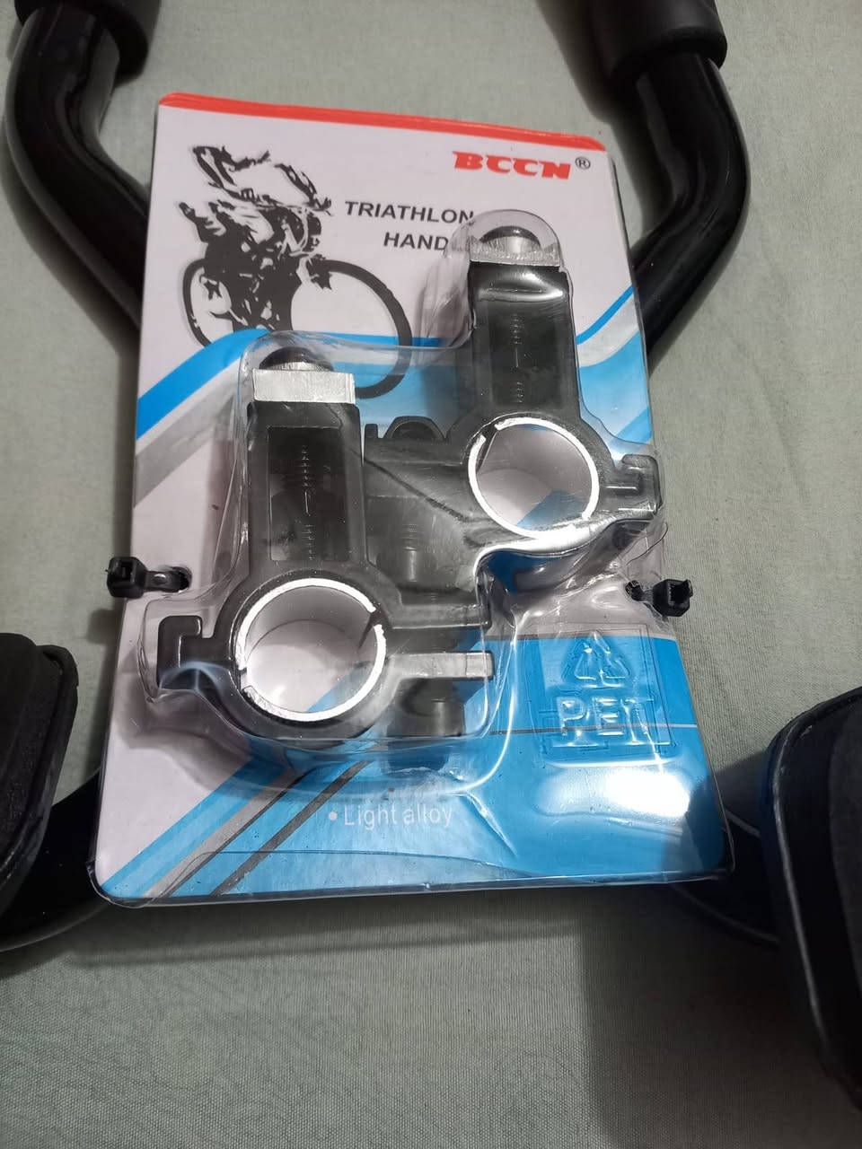 مسند ستيرن ماركة BUCN ، يتميز بتصميم خفيف الوزن لتوفير وضعيات ركوب هوائية لتحسين السرعة والراحة في المسافات الطويلة.


**إذا كنت صاحب هذا الإعلان وتريد حذفه لأي سبب، رجاءا أرسل رسالة إلى الدعم الفني**