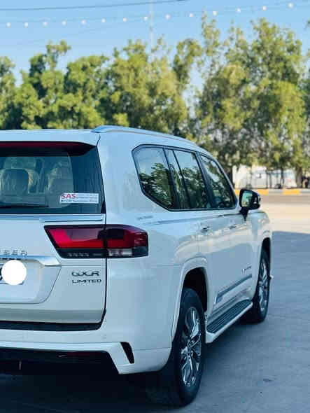 🔻ارخص سعر بالعراق
لاندكروزر 2024 GXR مكفولة 
السعر 735$
رقم الهاتف :***********
شركة الضمان ساز SAS
ماشيه 12 الف ضمن الضمان في حالة الوكاله 
-محرك ٦ سلندر 4000 تنفس طبيعي 
-فتحة سقف (سلايد)
-ثلاث شاشات
-مقاعد جلد
-مقاعد كهرباء
-5 كامرات 
-تبريد وتدفئة امامي وخلفي 
-صندوق كهرباء
-بصمة الأبواب
-مصابيح LED وزينون
-7 راكب 
-شحن واير ليس 
-حساس امامي وخلفي
رقم السيارة أربيل
جميع مواصفات الساز المعروفه
