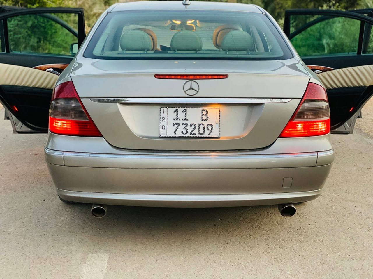 مرسيدس w211 2007 e350 
افنكارد وارد امريكي حادثها جاملغ الامامي الايسر مصبوغه عام تبريد تدفئه #السعر120
للاستفسار الاتصال على الرقم ***********
