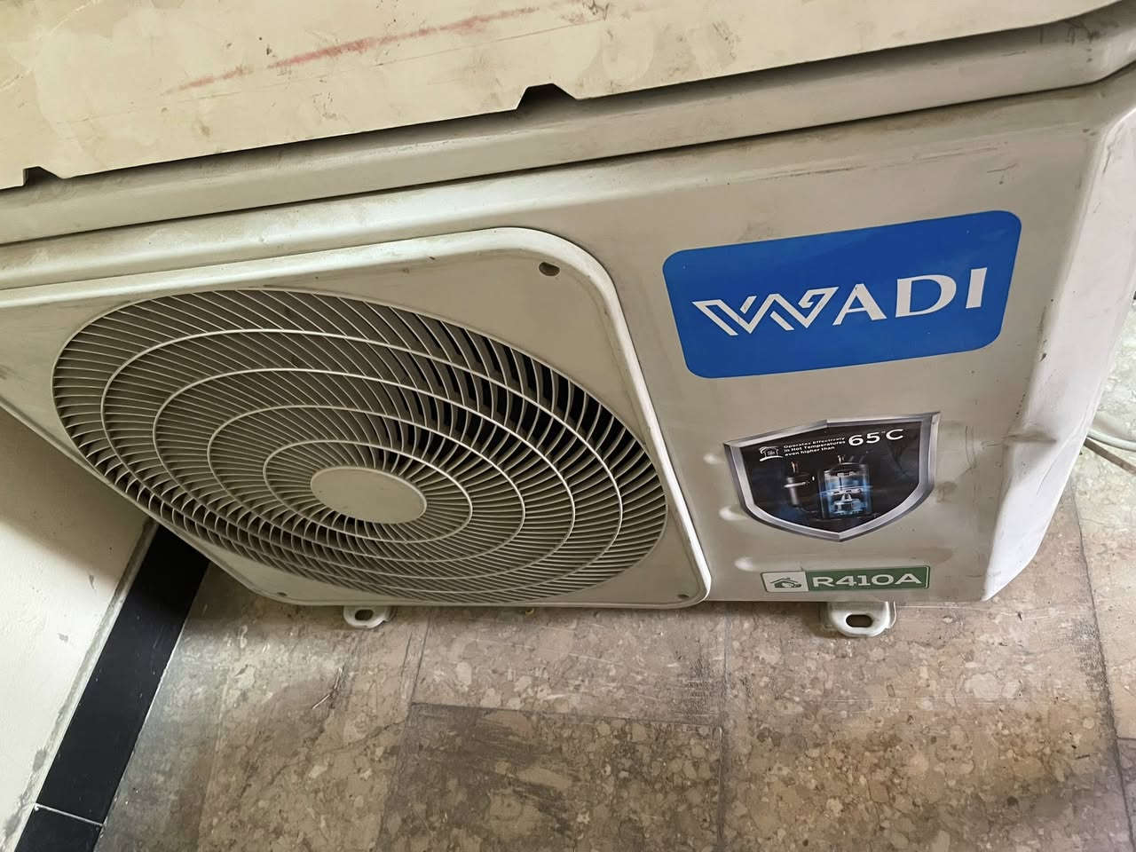 سلام عليكم سبلت الوادي حجم واحد طن غاز 410 جهاز نظيف انتاج 24 ويا بوري 8 متر 
بغداد
***********
