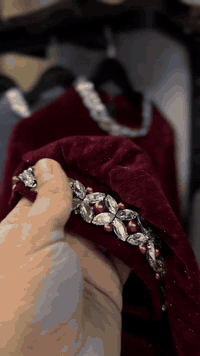 فستان شانيل   السعر السابق 90 الف ❌  السعر الحالي 55 الف   القياسات 40...