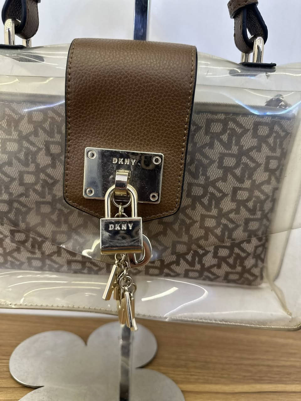 دكني اورجينال 

@highlight


**إذا كنت صاحب هذا الإعلان وتريد حذفه لأي سبب، رجاءا أرسل رسالة إلى الدعم الفني**