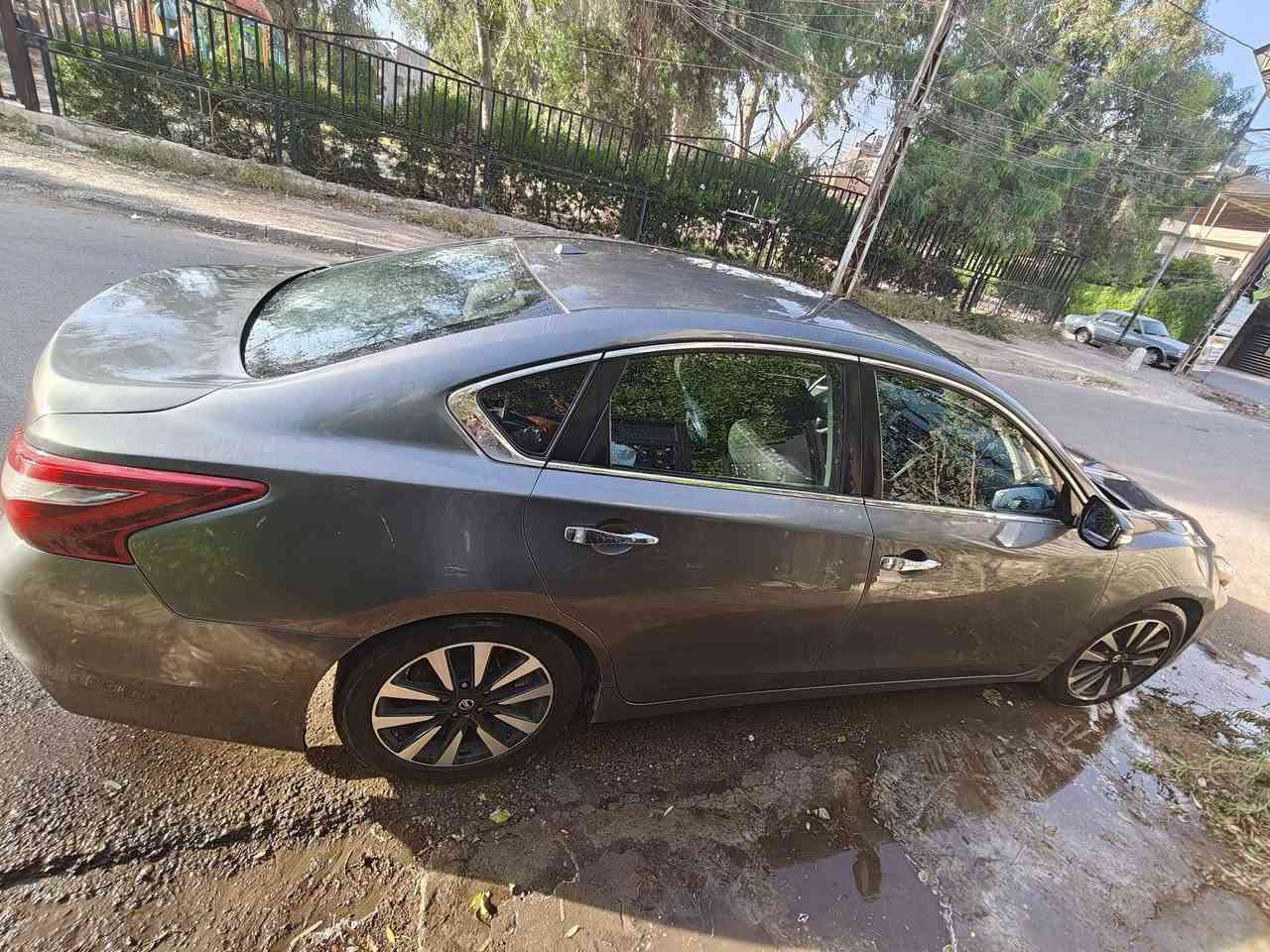 نيسان التيما موديلsv 2018 ماشية 31 الف ميل فقط استعمال خفيف ونظيفة جدا   ..
مستوردها باسمي الحادث جاملغ خلفي وصندوق مصلح ومصبوغ  والدعاميات الامامي والخلفي مبدله بجديد للجمالية.

السيارة مكفولة ونظيفة جدا كير محرك شواصي وتبريد    وبدون ايرباك ورادرات شغالة ومابيها اي نقص 100% .
 المكان بغداد 
*********** واتساب

السعر 12.300$ بغداد, العراق
