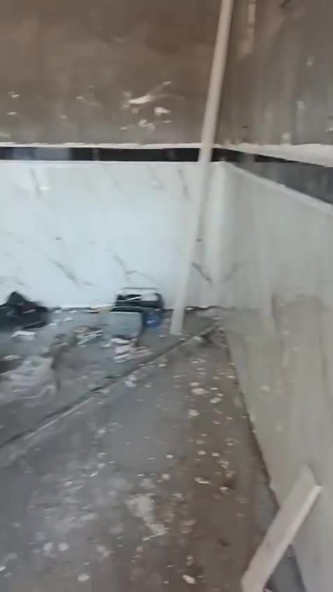 خلفه سراميك جدران ارضي الاواح شغل درجه اولى متفرغ حاليآ شرط استلام المهندس ***********

