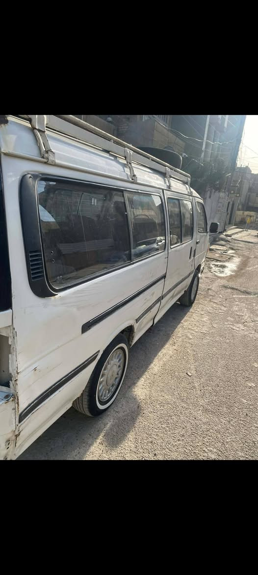 سلام عليكم شباب سياره فتون ٢٠١٤ كوم حديد اتكفل سرقه وعشار السعر ٢٤ وبيه مجال مكان سياره بغداد البياع ***********
