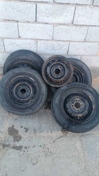 تاير • 185/70/13 • وياله 5