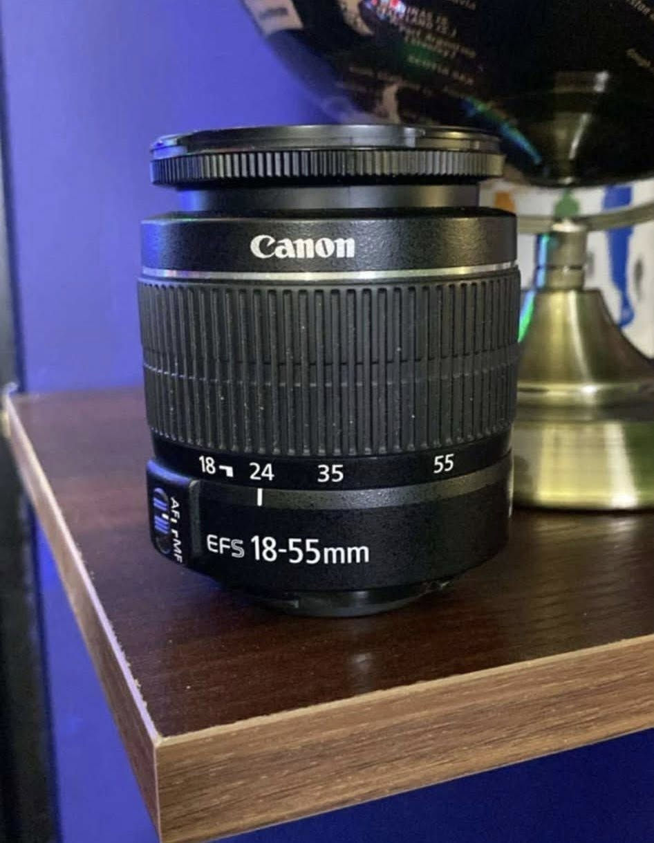 عدسات كانون كُل وحدة وقياسها موجود عليها وياهُم أدبتر تحويل كلهُم شعلة وحدة ب800 ألف وبيها مجال بسيط


**إذا كنت صاحب هذا الإعلان وتريد حذفه لأي سبب، رجاءا أرسل رسالة إلى الدعم الفني**