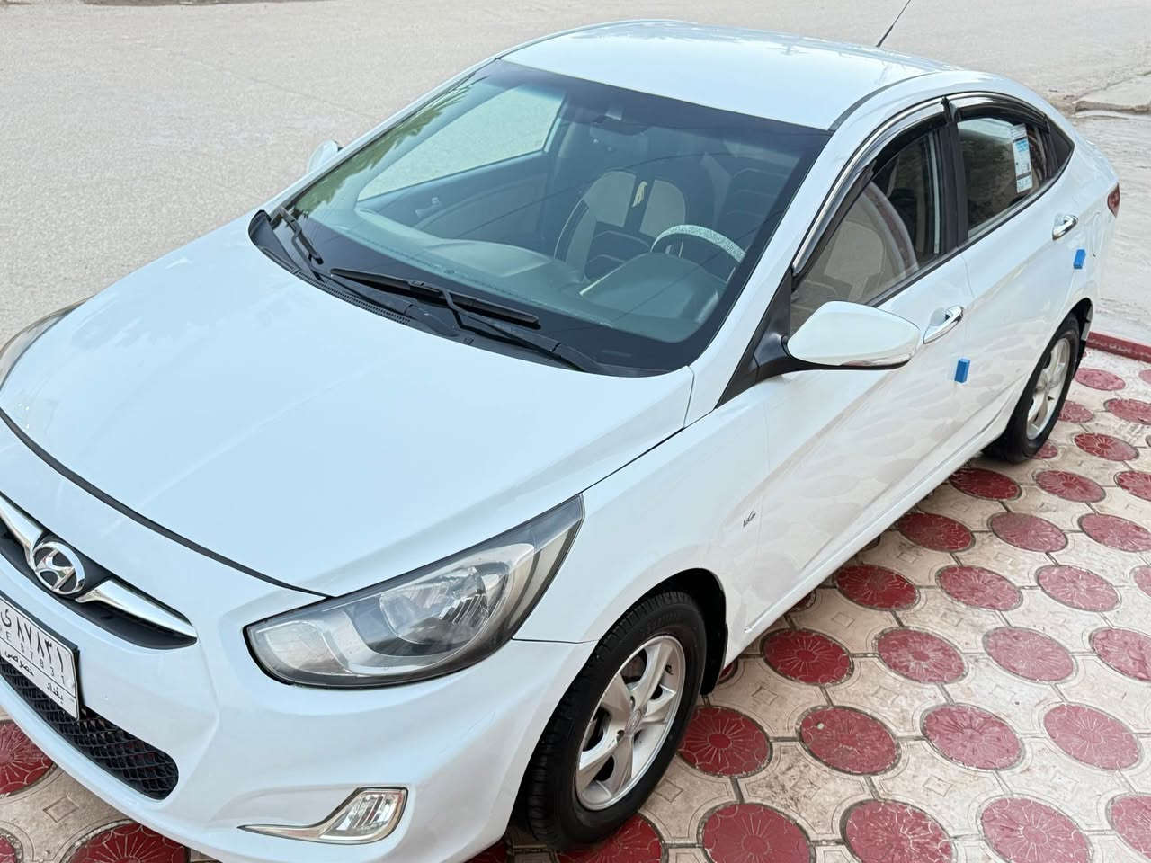 اكسنت 2013 خليجي بغداد شركه العامه السياره نظيفه جدا وجاهزه بيه باب خلفي صبغ وبالبنيد شبرين ويم الرقم الخلفي المسطره صبغ سعره 95 ورقه *********** حله البكرلي حلة, بابل
