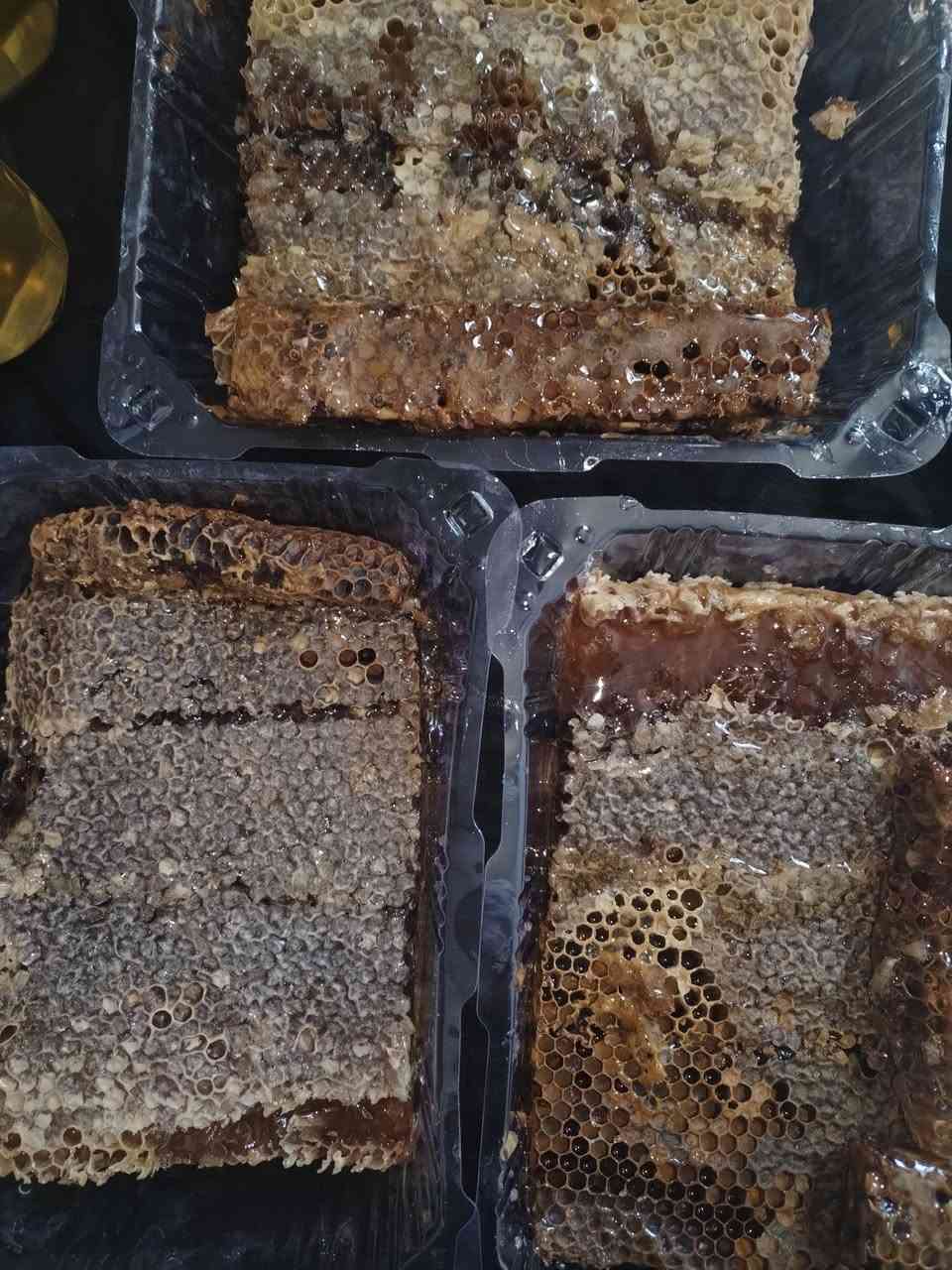 🍯 عسل طبيعي 100% - قطف هذا الموسم 🍯
السلام عليكم 
عندي عسل طبيعي بلدي من نحل متربئ على ايادي، بدون تغذية سكر ابداً.
الكثافة ثقيلة، الطعم اصلي، ويفحص بالمختبر اذا تريدون.

متوفر توصيل داخل مناطق كوت وكميات محدَوده استغلو عرضنه غير متكرر

الكميه محدودة @إشارة


**إذا كنت صاحب هذا الإعلان وتريد حذفه لأي سبب، رجاءا أرسل رسالة إلى الدعم الفني**