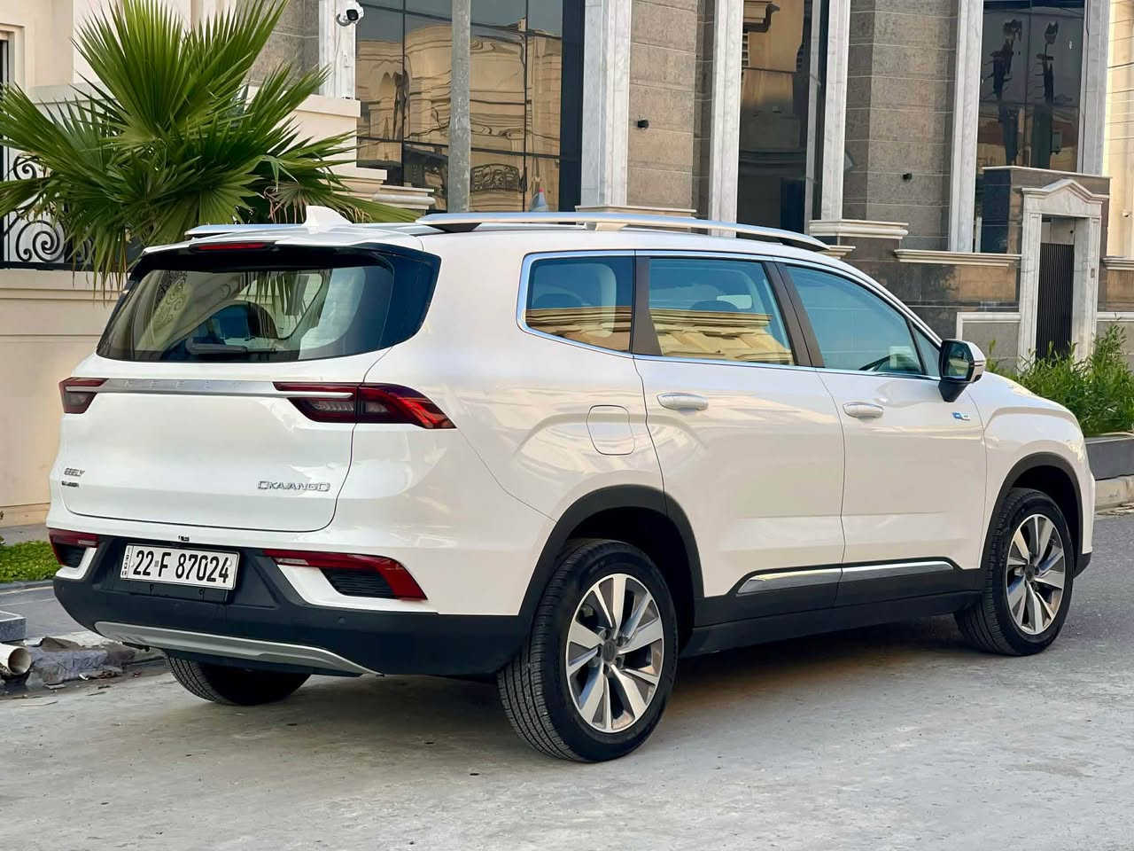 Geely Okavang
فولە بە س سلایت  نیە 
جيلي ئۆکاڤانکۆ مۆدێل 2023 مواصفات 3 مقعد 7 نەفەری شاشە گەورە  5 کامیرە سندوق کارە بای شاشە الکترۆنی تە نها 42 هە زار رۆیە کامیرا تبرید مرکزی کامل حساس ویلگەورە 
 هیچی نیە لۆکە بە ناوی خۆمە هە مووشتیکی نویە  
نرخی 157 وەرەقە 
*********** أربيل, العراق
