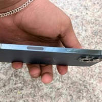 ايفون 12 برو ماكس • نضافه ١٠٠/١٠٠ • شاشه مبدله