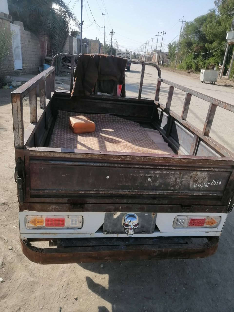 ستوته سنويه ورقم اسود راعيها موجود يمي تعمير جديد جاهزة نكرة سلف السعر مليون و200 مكاني نجف ناحية القادسية ***********
