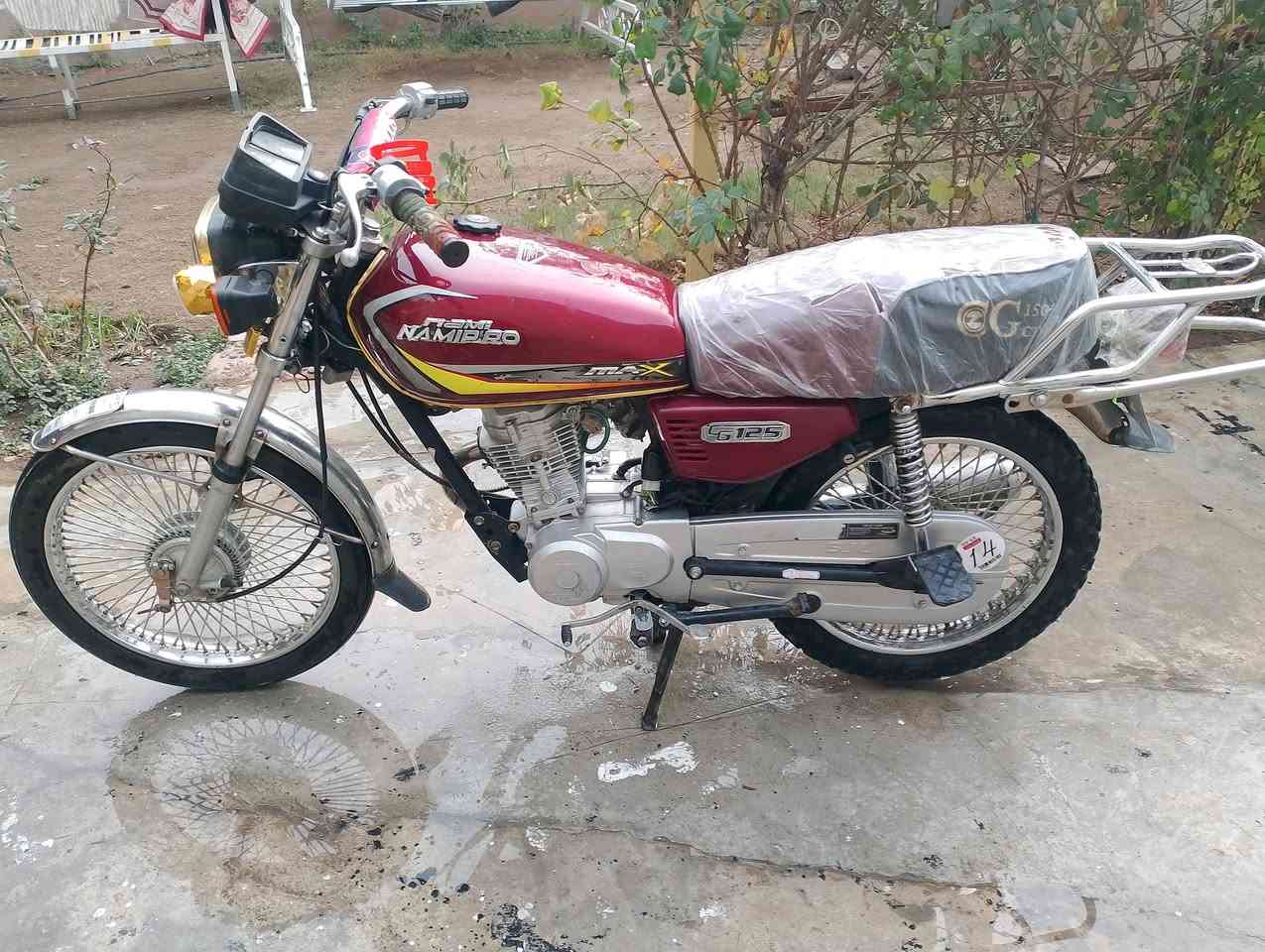 سلام عليكم
ماطور 4كير 
نامي برو 
موديل 20 
محرك مفتوح 
سعر //400 وبي مجال 
مكان كركوك قادسيه 1
رقم// ‏‪***********‬‏
