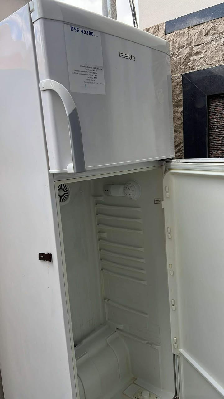 ثلاجه بيكو 20 قدم شغاله  فول سعر200


**إذا كنت صاحب هذا الإعلان وتريد حذفه لأي سبب، رجاءا أرسل رسالة إلى الدعم الفني**