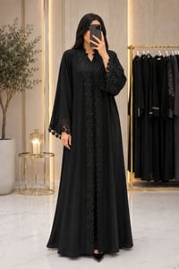 عباية • عبايات • ملابس نسائية • ملابس خليجية • تطريز يدوي • عبايات فخم...