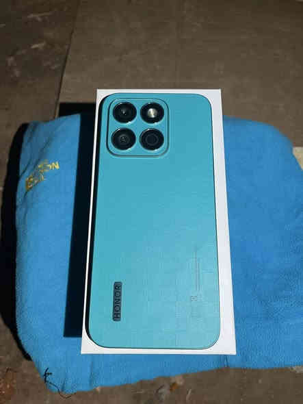 ✅جهاز هونر HONOR  X8c.
✅ذاكره 256.
✅جديد شخط مابيه.
✅لون سمائي.
✅ضهره جلد.
السعر 200 بي مجال ***********.
المكان حي العسكري
