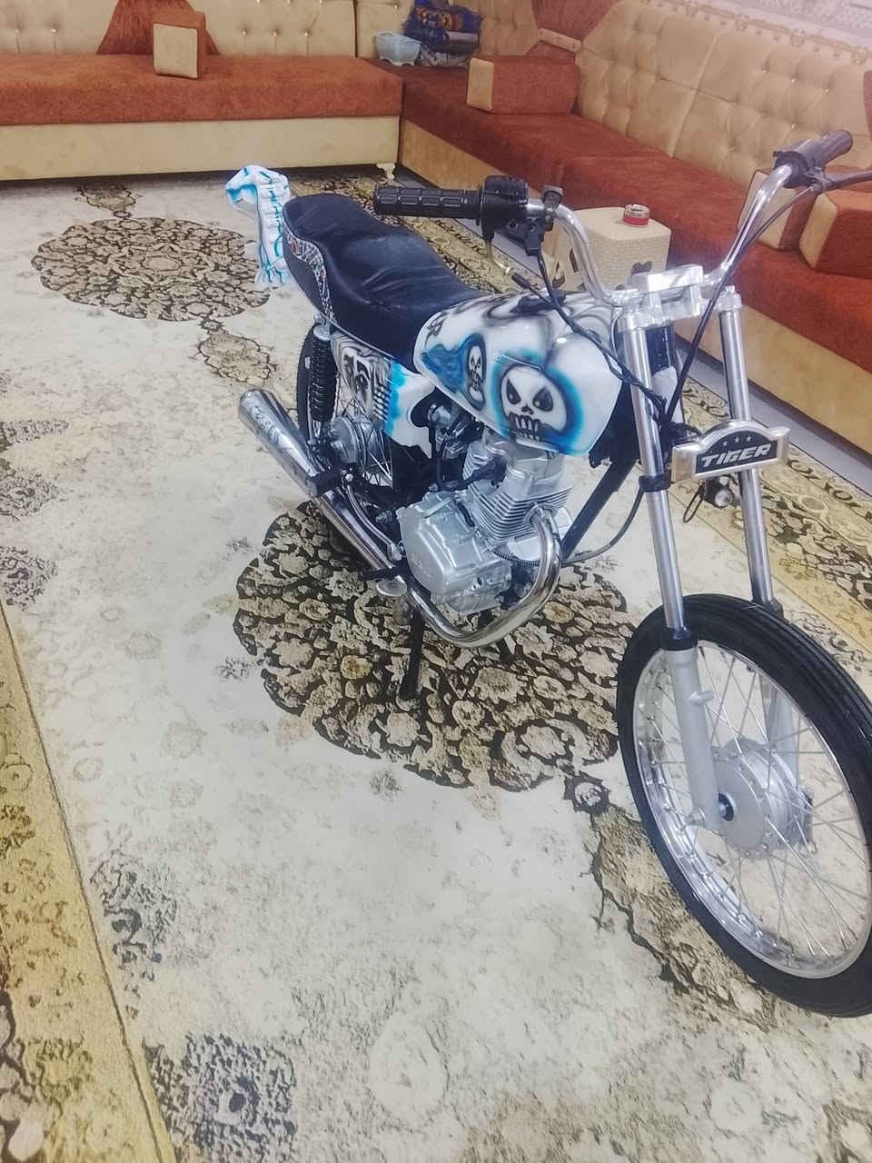 السلام عليكم دراجه للبيع أوراق اصولي تعمير 26 بيع مستعجل السعر خاص مكاني القاسم سوق دوهان ولستفسار هاذه رقمي ***********
