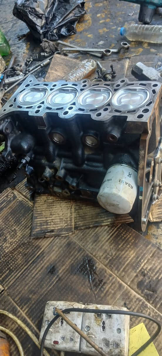 السلام عليكم الاخوه الأعزاء
اليوم الجمعة  
عملنا تجفيت محرك كوبلت تجفيت عام مظبوط الادوات اصلي مظبوط العنوان بغداد الكراده الحي الصناعي الاتصال ***********امجد
