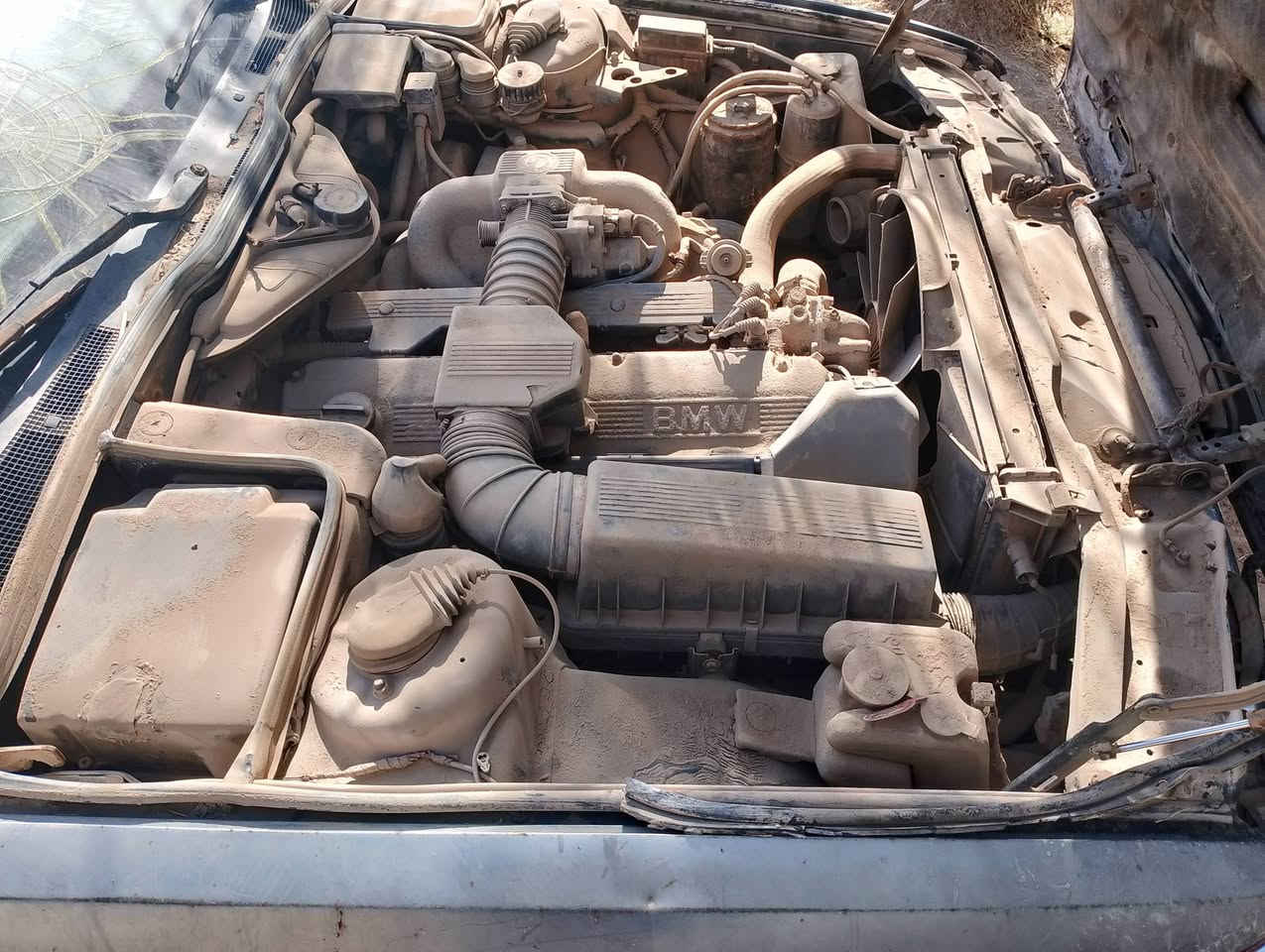 بي ام للبيع 735 كوم حديد كله بلادي سياره واكفه كير محرك بلاد شرط مكان ذي قار ناحيه البطحاء ***********
