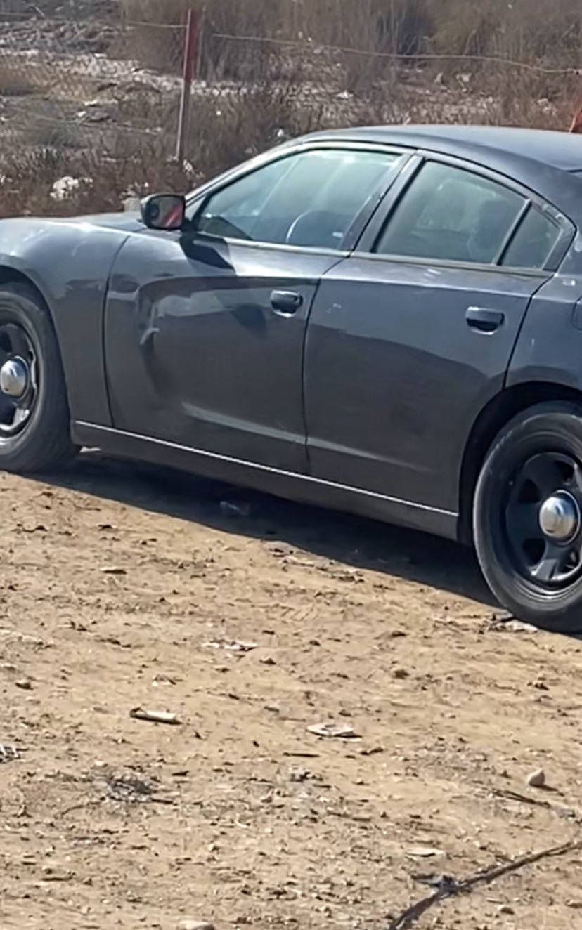 السلام عليكم جارجر ٢٠١٦ يرادله ترتيب شويه 
صدر امامي خلفي اكسل كله كامل عله آخر حبايه 
سياره ماشيه ٤١٥ الف جانت محدثه كله srt.ورجعته للبلاد 
مكينه ٣٦٠٠ 
للبيع او مراوس بأبوما ونطي فرق  
مكاني بغداد الشعب 
***********
